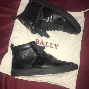 Balls shoes
